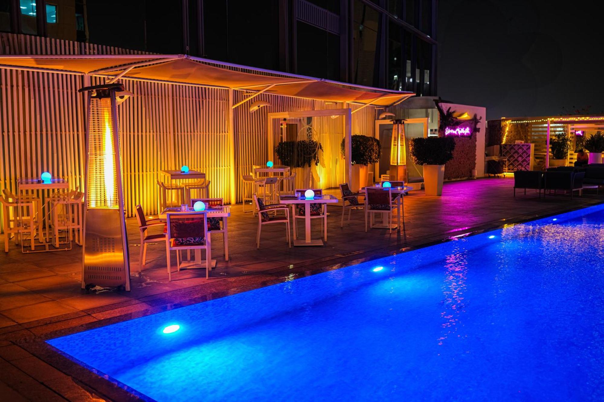Hotel Media One 4*